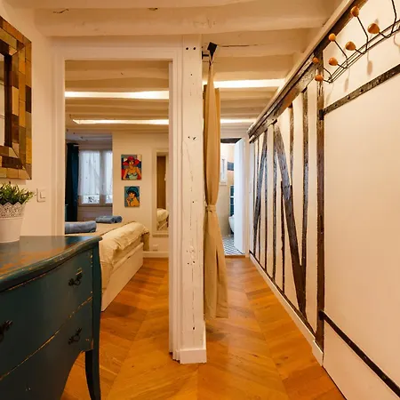 Apartment Champs Elysee Near President's Palace With And Ac *